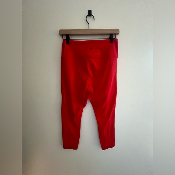 Peloton United London Leggings Red - Picture 2 of 5